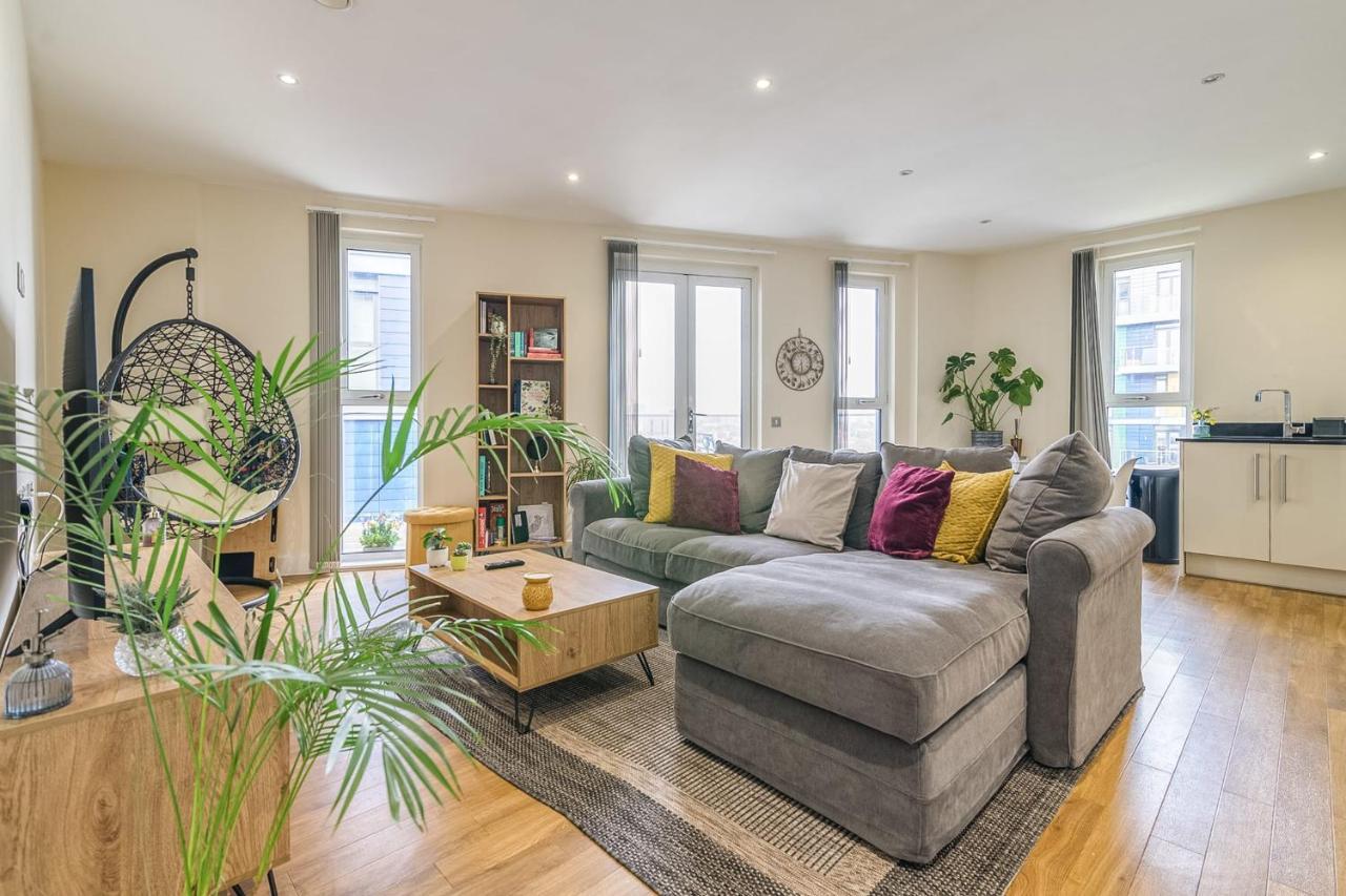 Vibrant London Canal Apartment Екстериор снимка