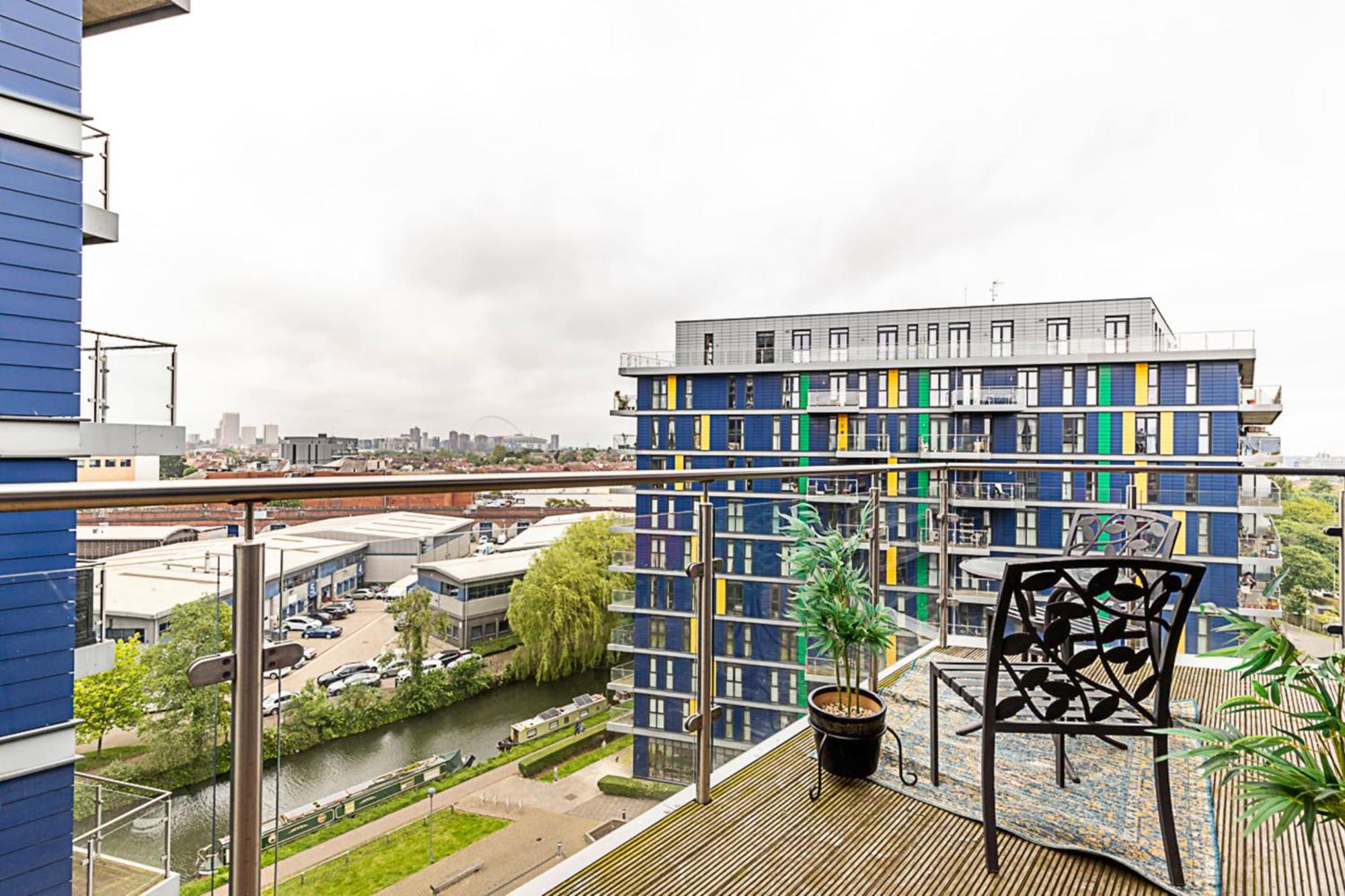 Vibrant London Canal Apartment Екстериор снимка